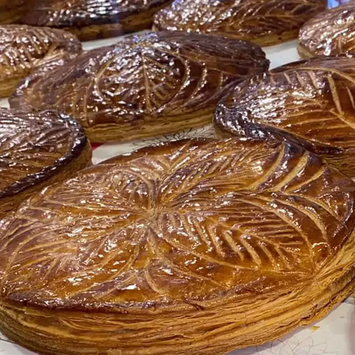 Galette-des-Rois---Epiphanie---Boulangerie-Delauney-(27---Lieurey)